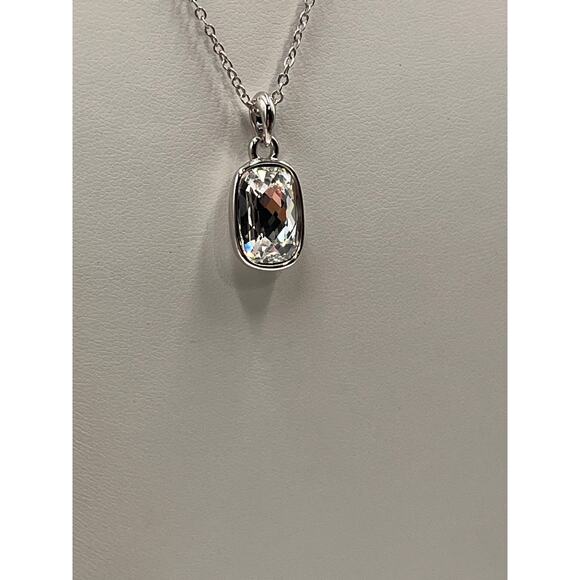 Swarovski Signed Elegant Faceted Clear Crystal Platinum Plated Necklace - Picture 3 of 8